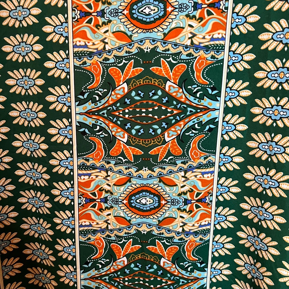 Elegant Green and Orange Kimono - Picture 3 of 3